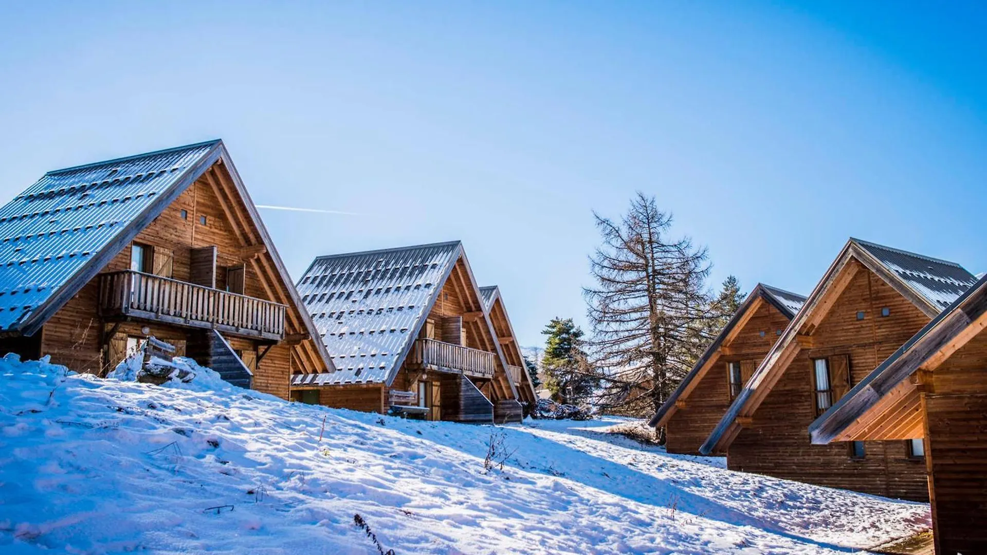 Chalet Renove 6 Pers Avec Wifi Et Parking Gratuit A La Joue Du Loup - Fr-1-504-128 Le Devoluy 0*,